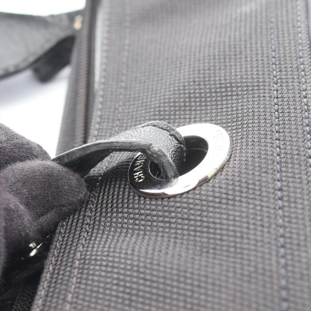 CHANEL Black Leather Tote Bag - Picture 12 of 15